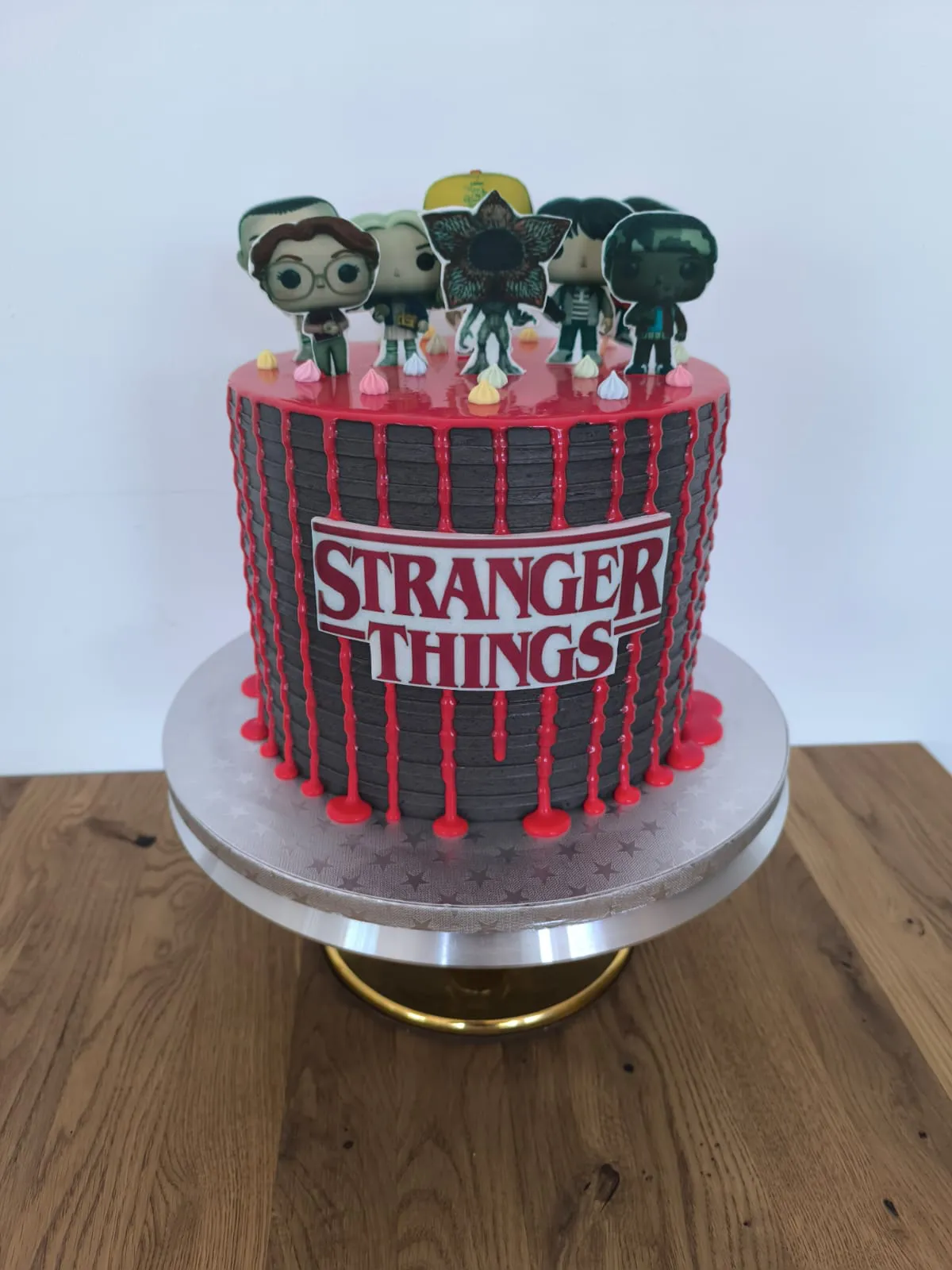 Stranger Things Torte